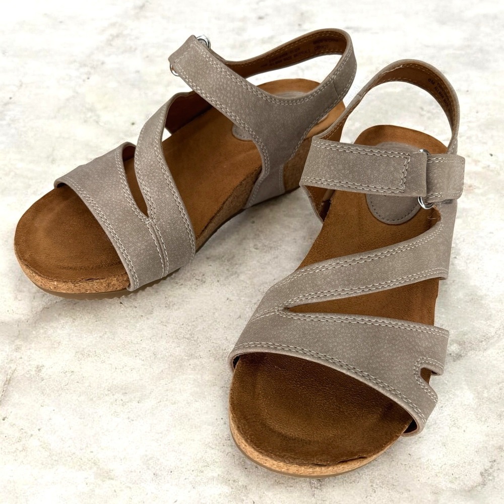 EuroSoft Shoes Women 6M Eliza Taupe Strappy Cork Wedge Comfort Sandals